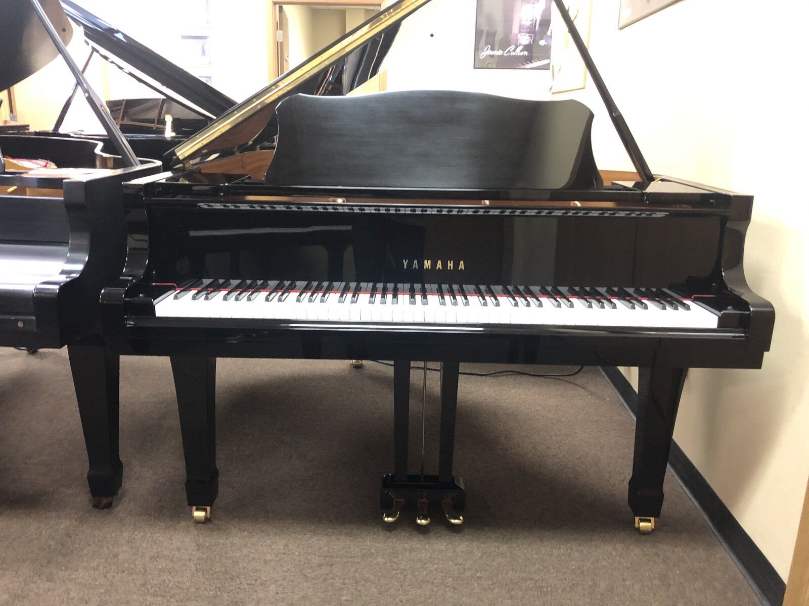 Yamaha-C2-straight-on-2 Yamaha C2 piano straight on