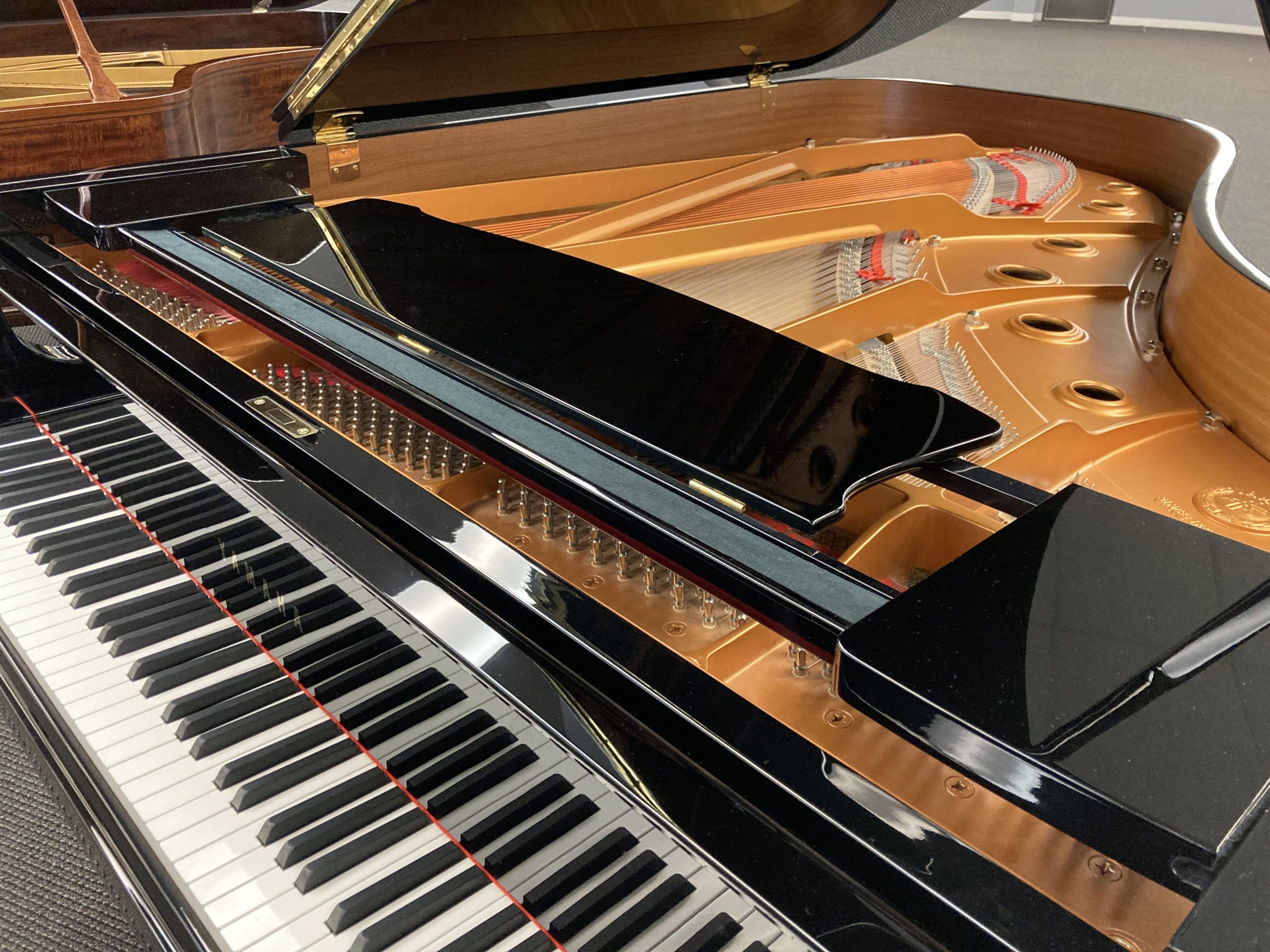 Yamaha DC6 grand piano front soundboard Yamaha DC6 grand piano front soundboard