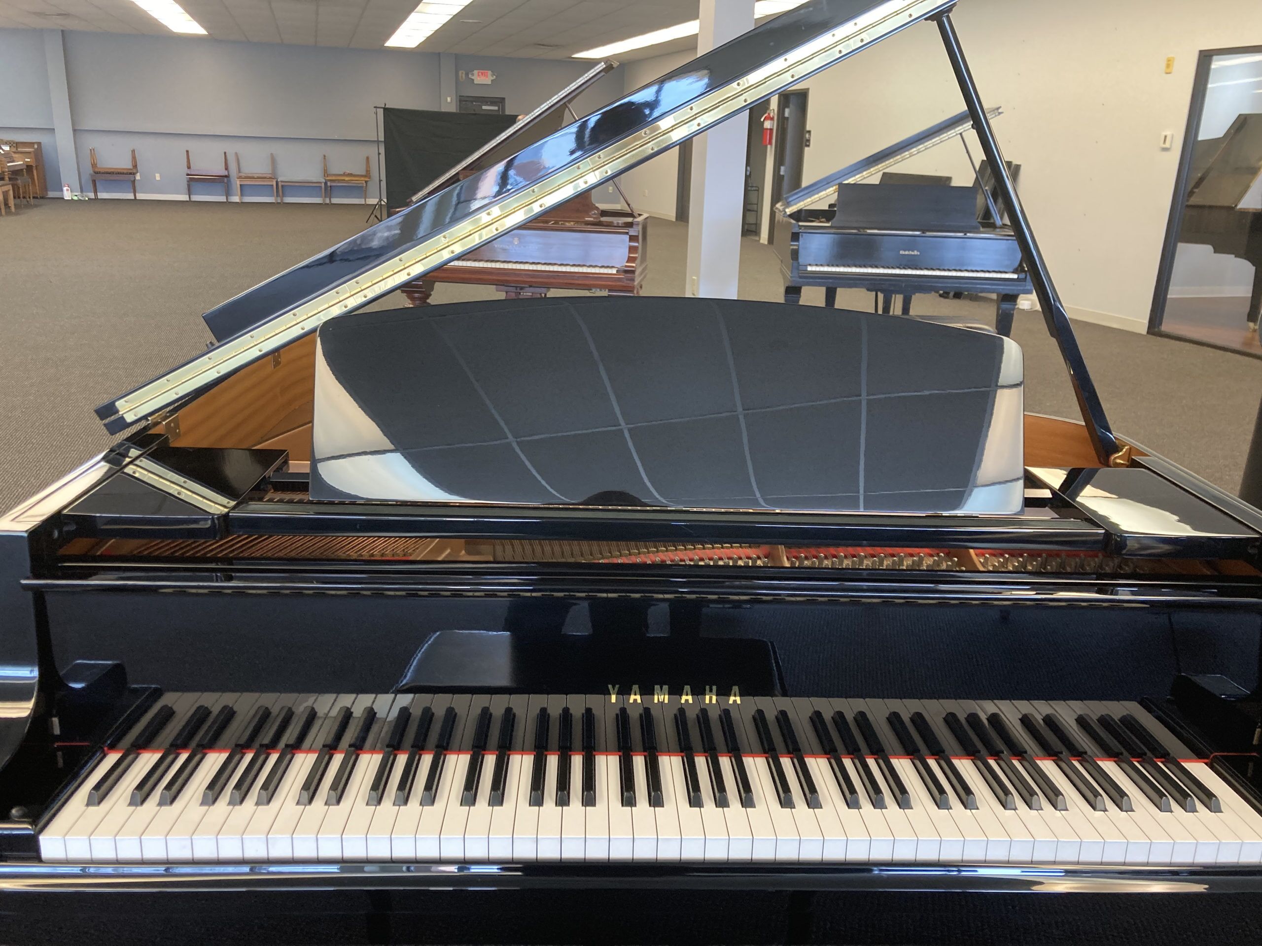 Yamaha GH1 used grand piano Yamaha GH1 used grand piano