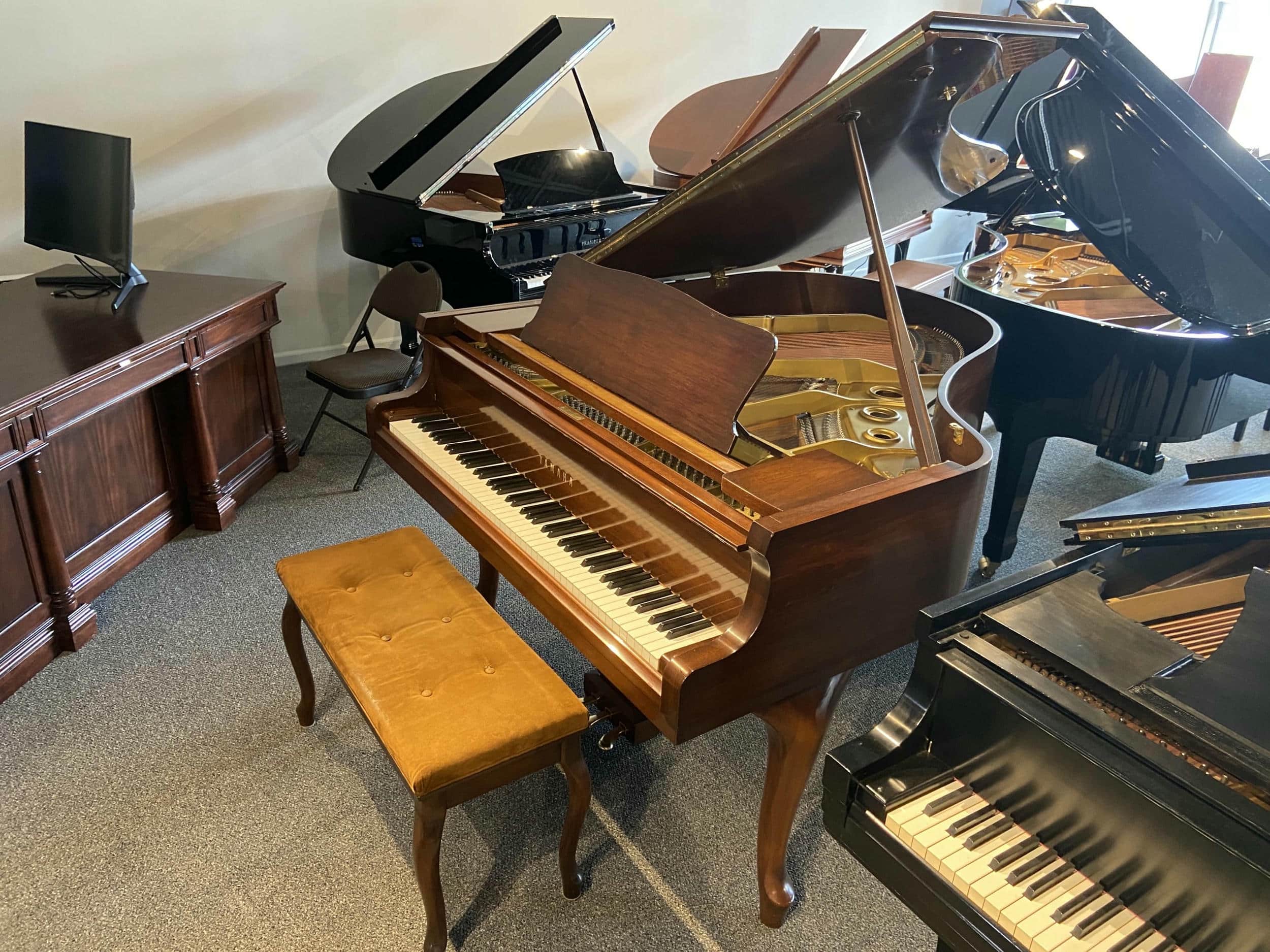 Yamaha G2 Piano Right Side View Yamaha G2 Piano Right Side View