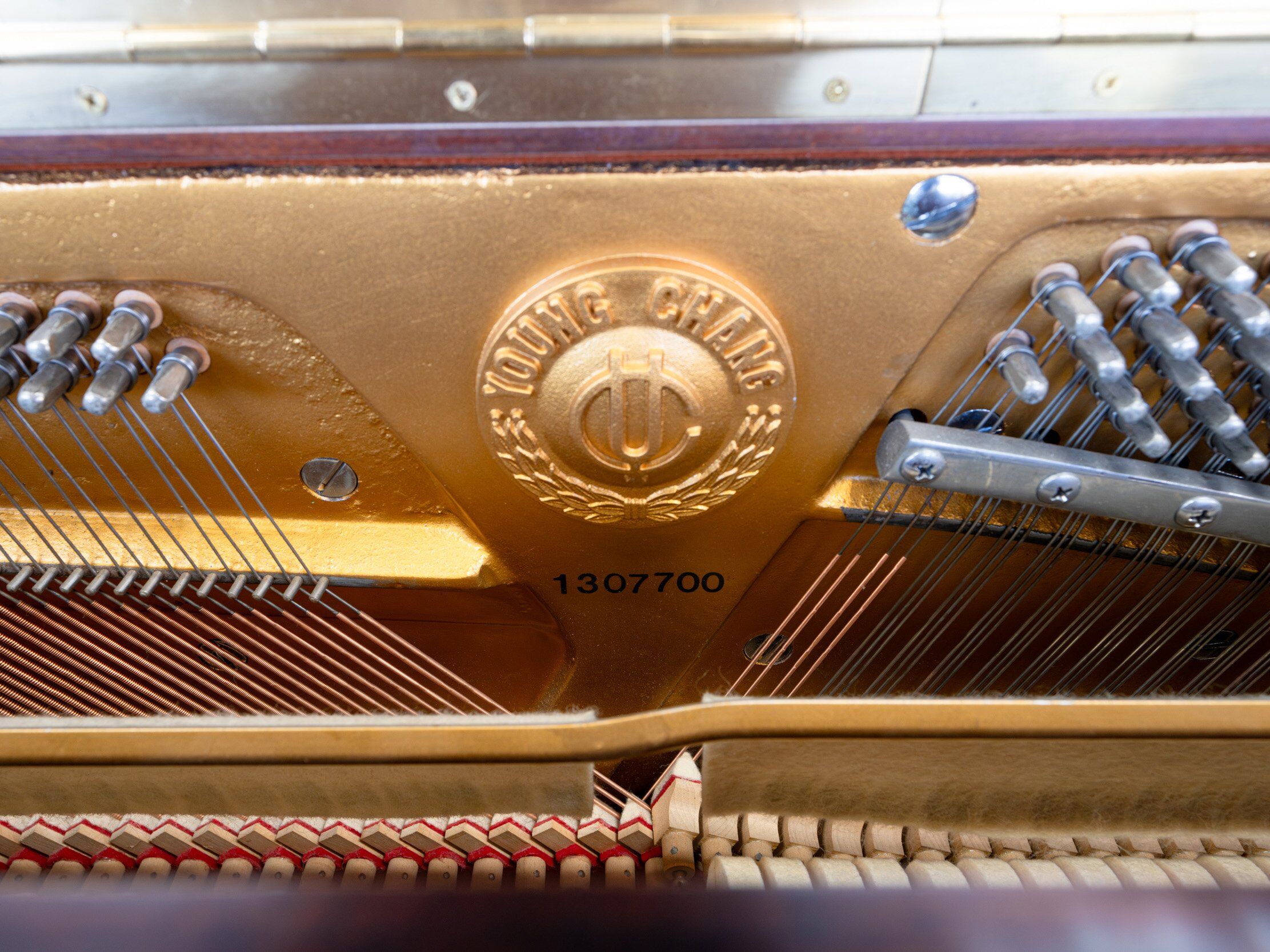 Solich Piano Pittsburgh - Young Chang U121 - Serial Number
