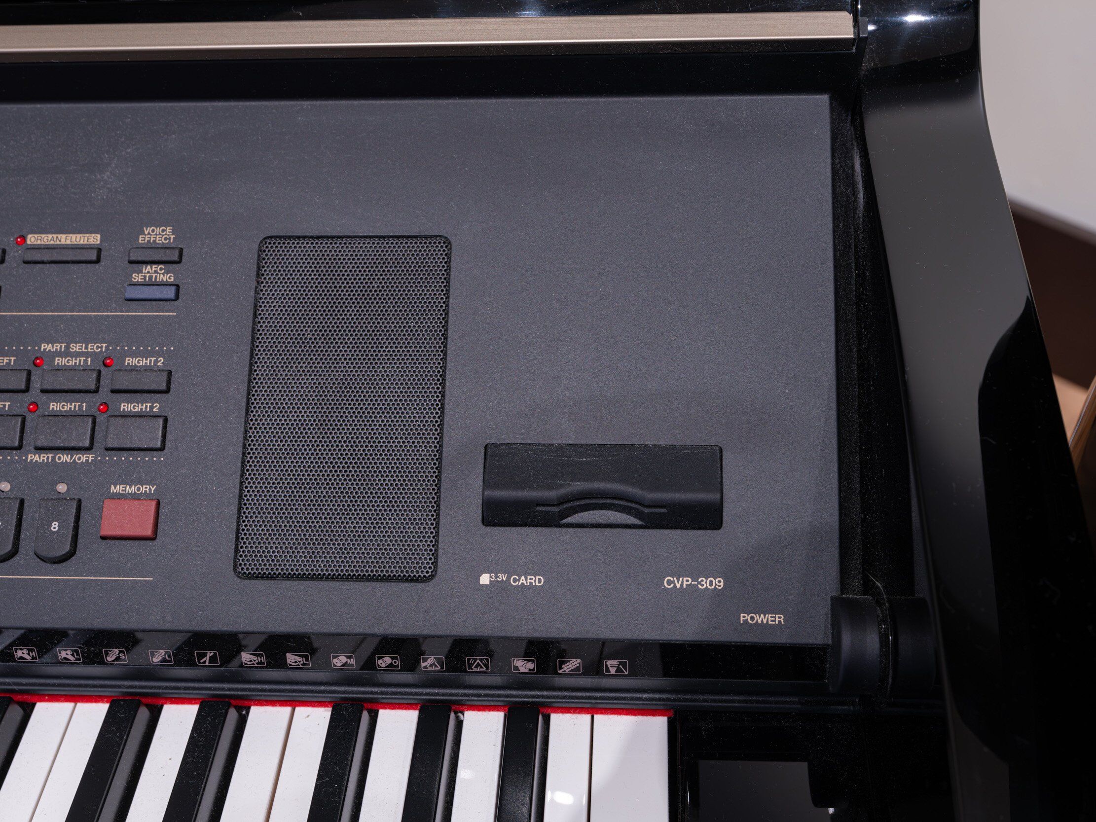 Solich Piano Cleveland - Yamaha CVP-309GP - Model Number