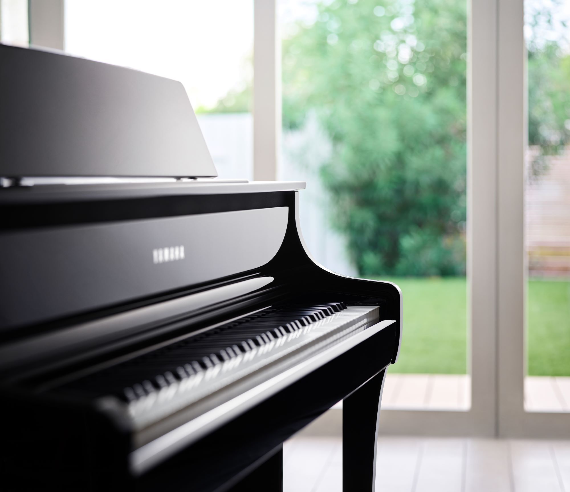 New Yamaha CLP-875 | White Birch | Yamaha Piano Dealer | Solich Piano