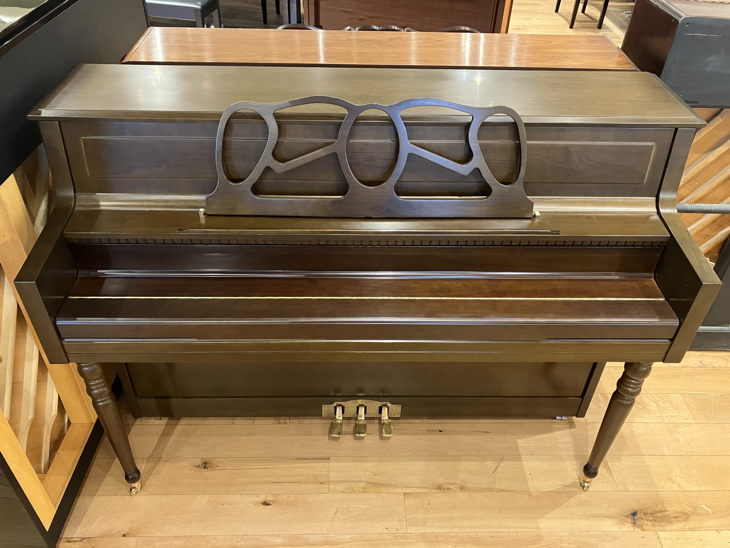 Baldwin H110 Console Closed Lid Baldwin H110 Console Closed Lid