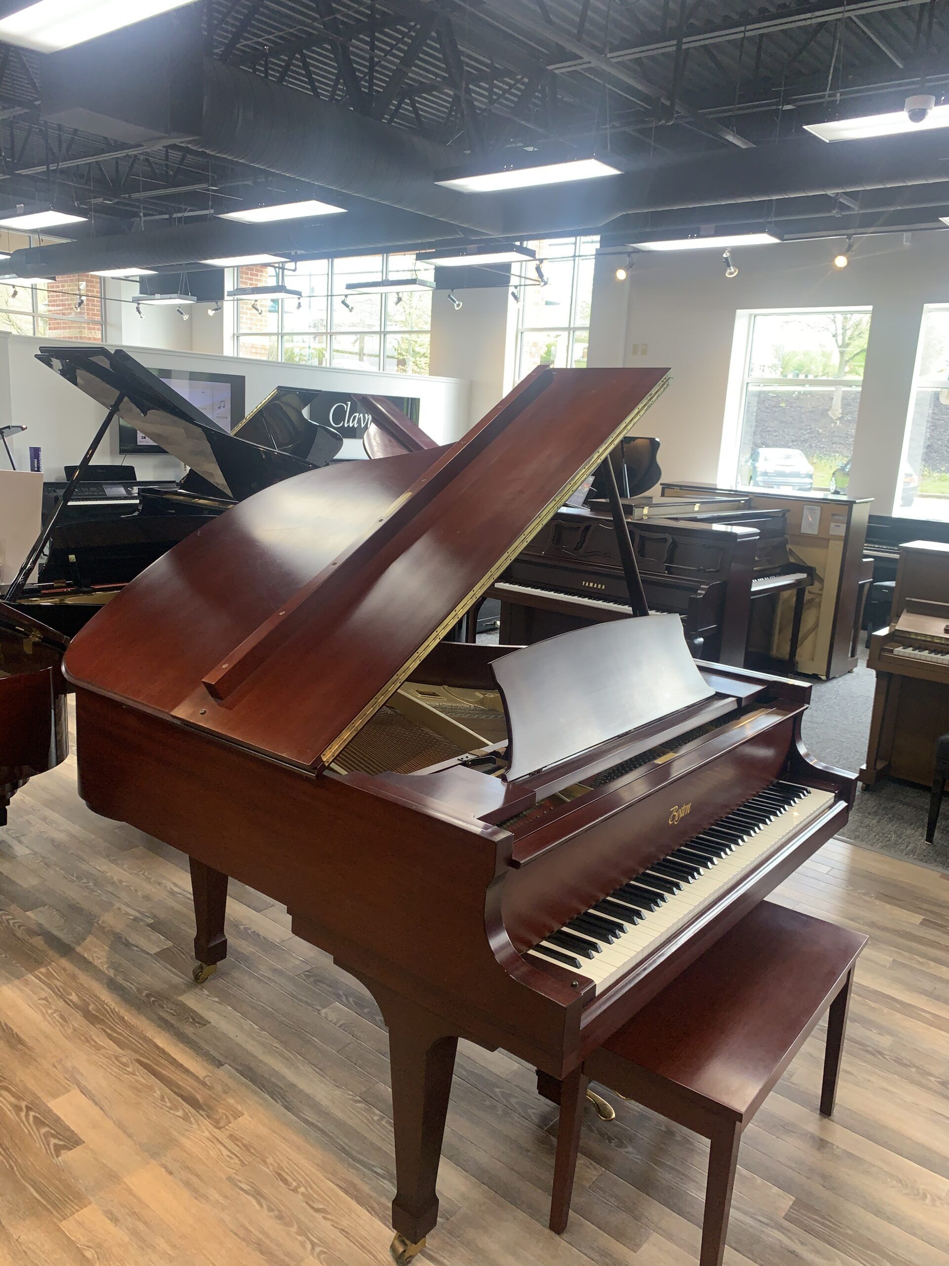 Solich-Piano-Cleveland-Boston-GP163MS-Left-Side