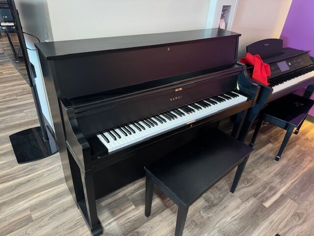 Kawai UST-8C Upright Piano Kawai UST-8C Upright Piano
