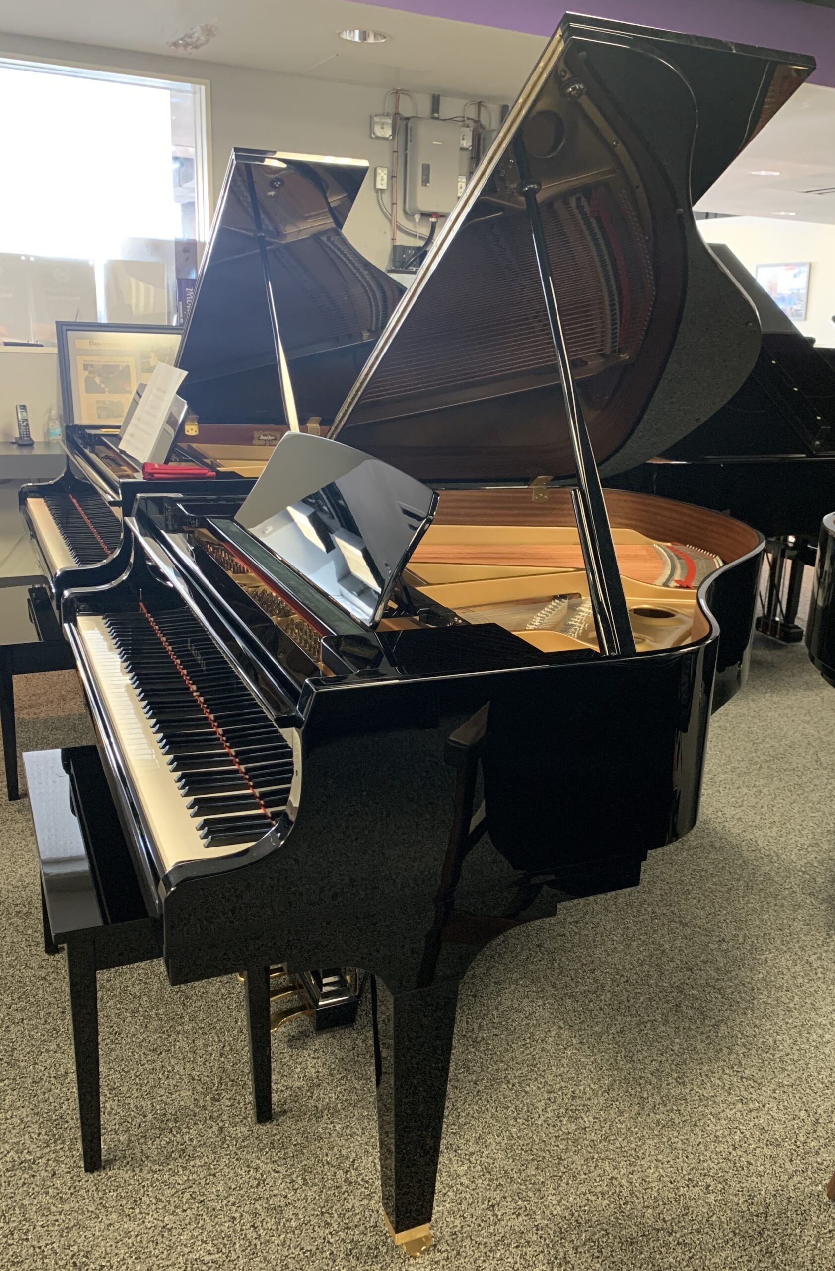 Solich-Piano-Cleveland-Kawai-GL20EP-Right-Side