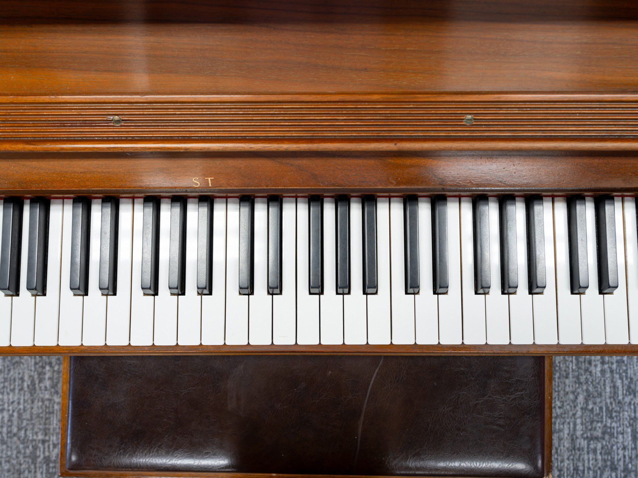 Solich Piano Pittsburgh - Steinway Model 1098 - Overhead Keyboard