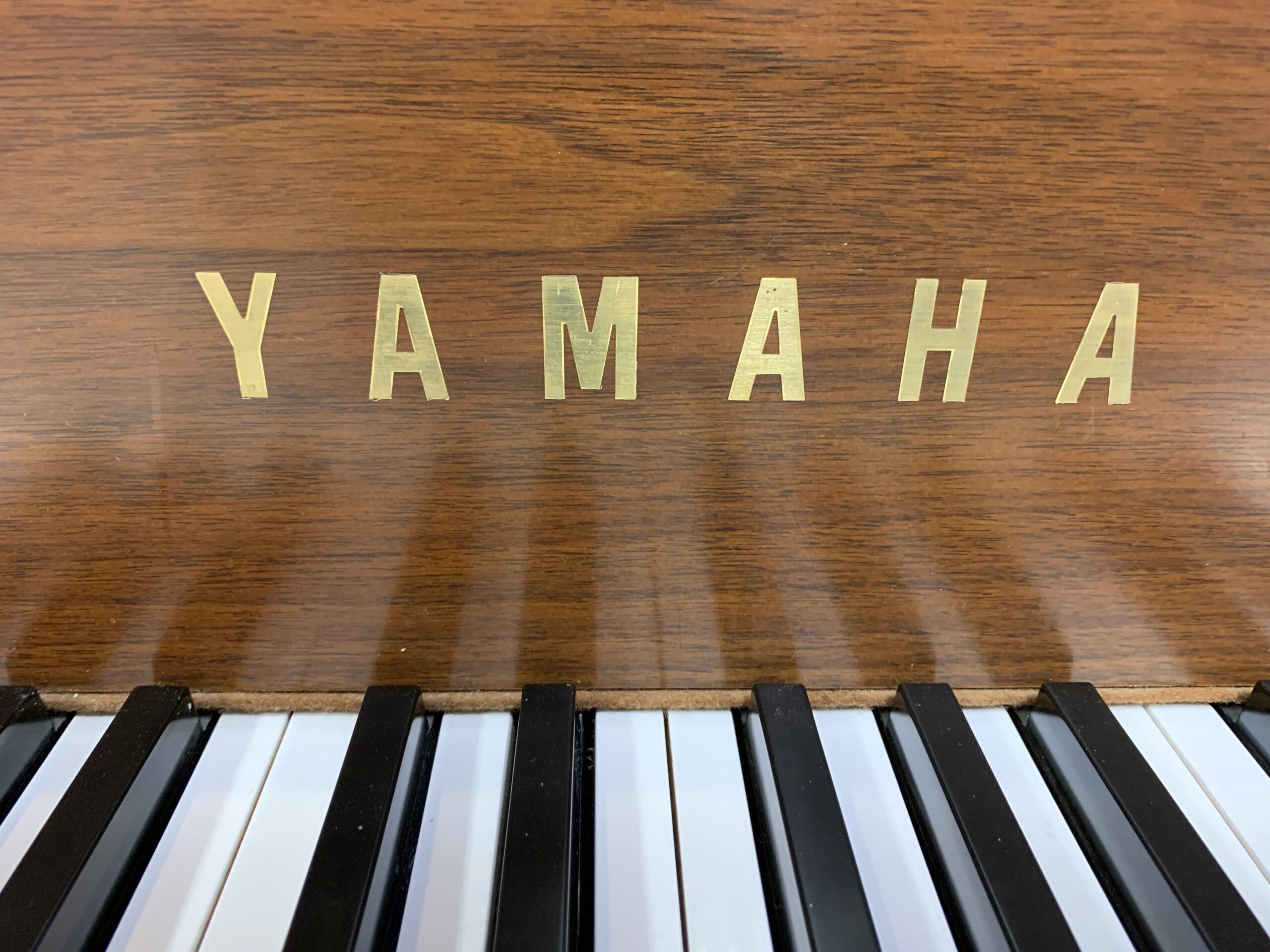Solich-Piano-Pittsburgh-Yamaha-GC1AW-brand-name