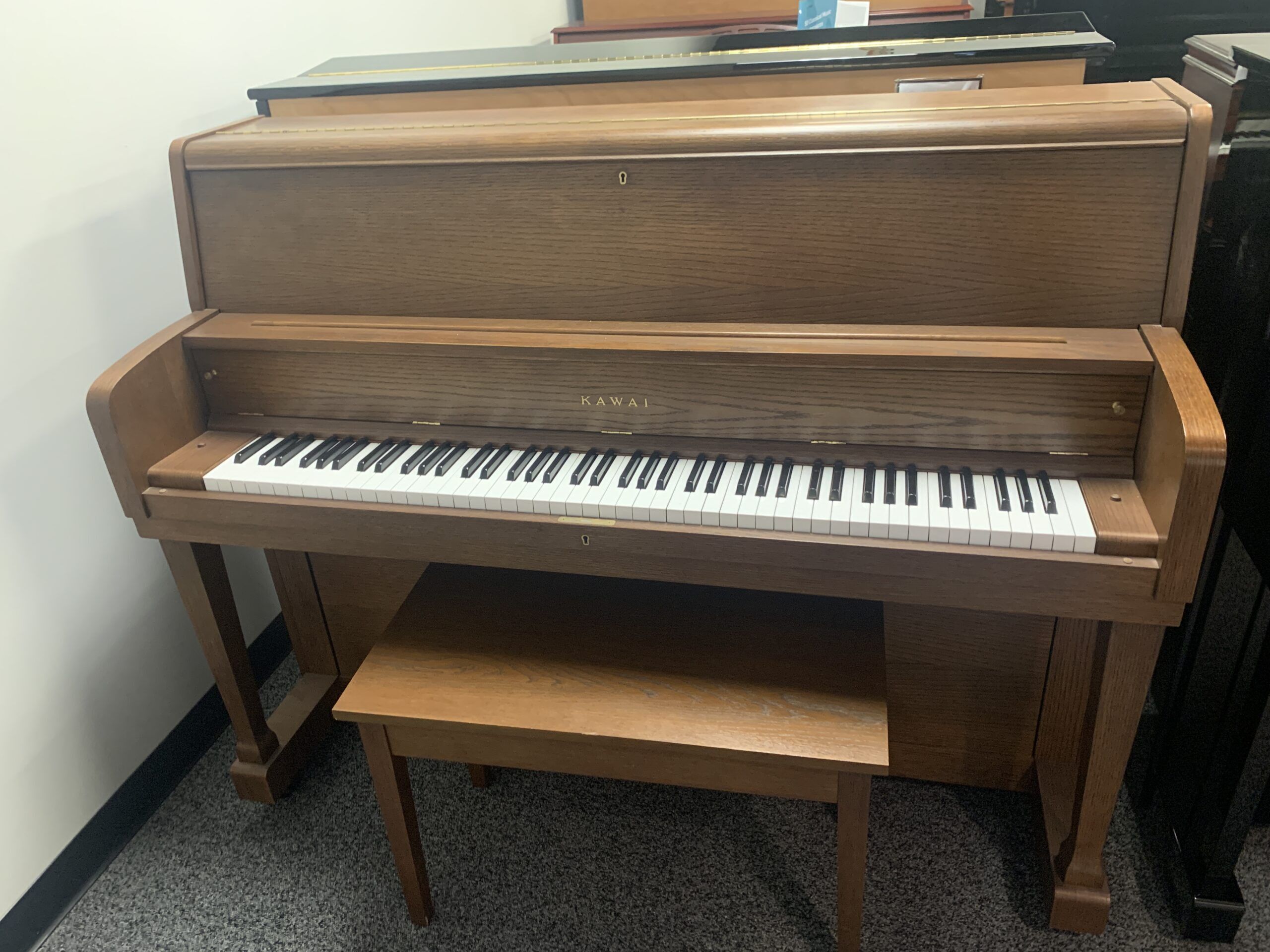 Solich-Piano-Cleveland-Kawai-UST7-Front-View