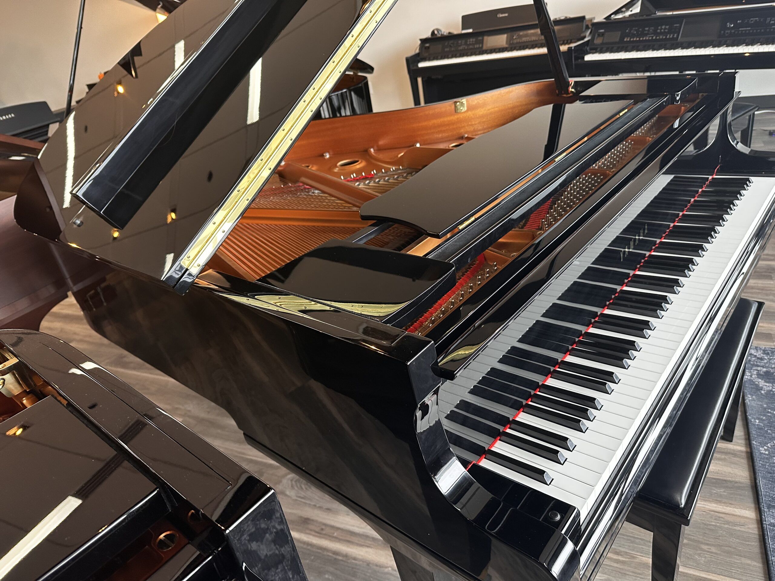 Yamaha-GC1PE-6000945-Left