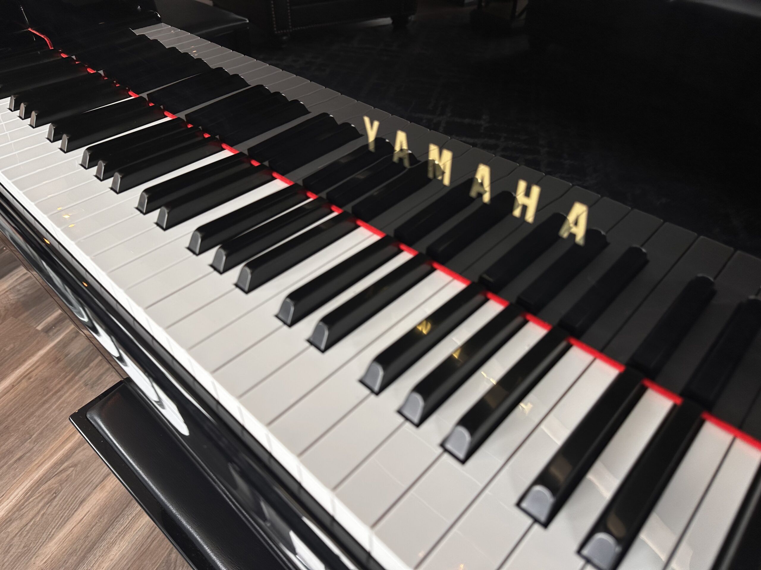 Yamaha-GC1PE-6000945-keyboard