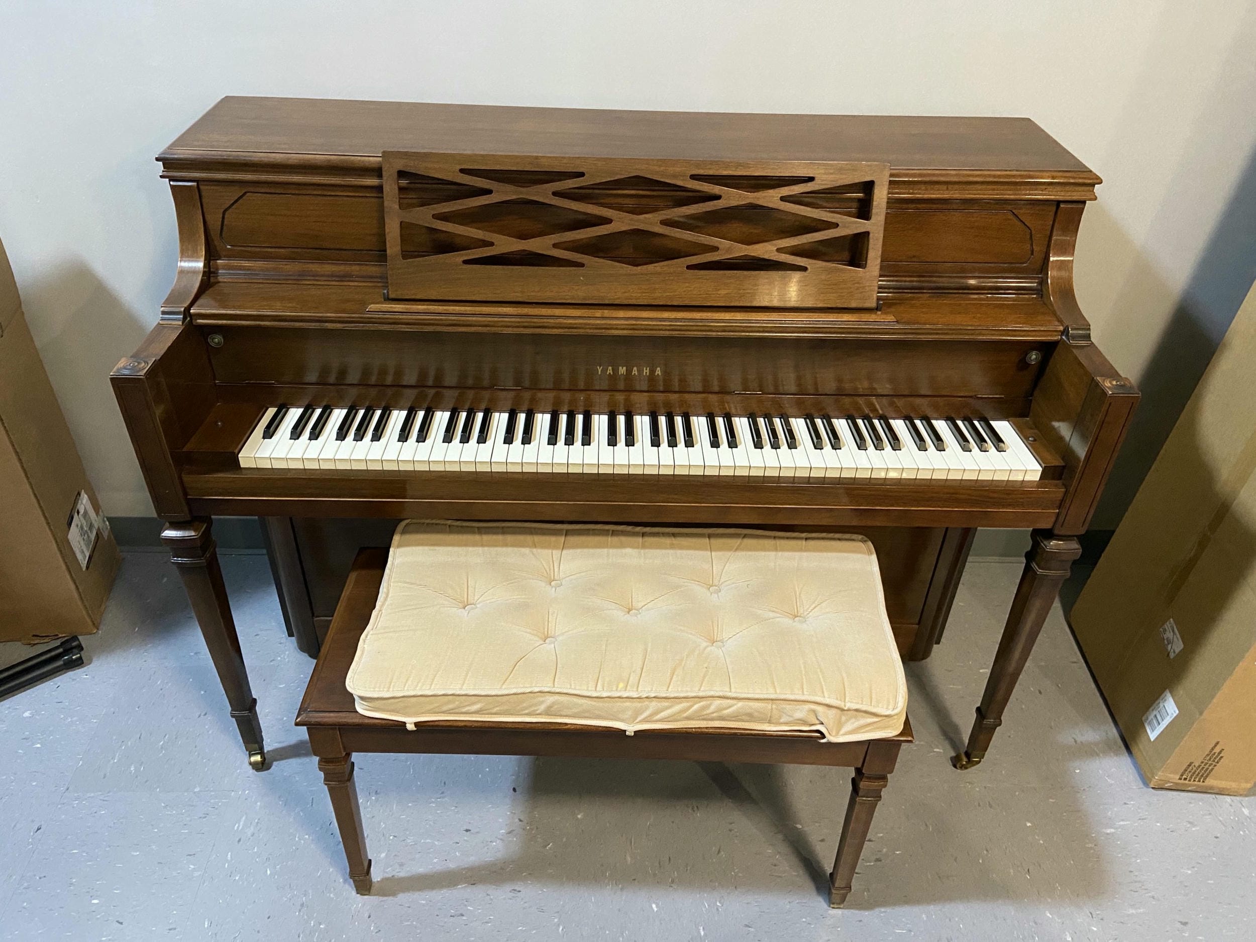 Yamaha M217 American Walnut Piano Front View Yamaha M217 American Walnut Piano Front View