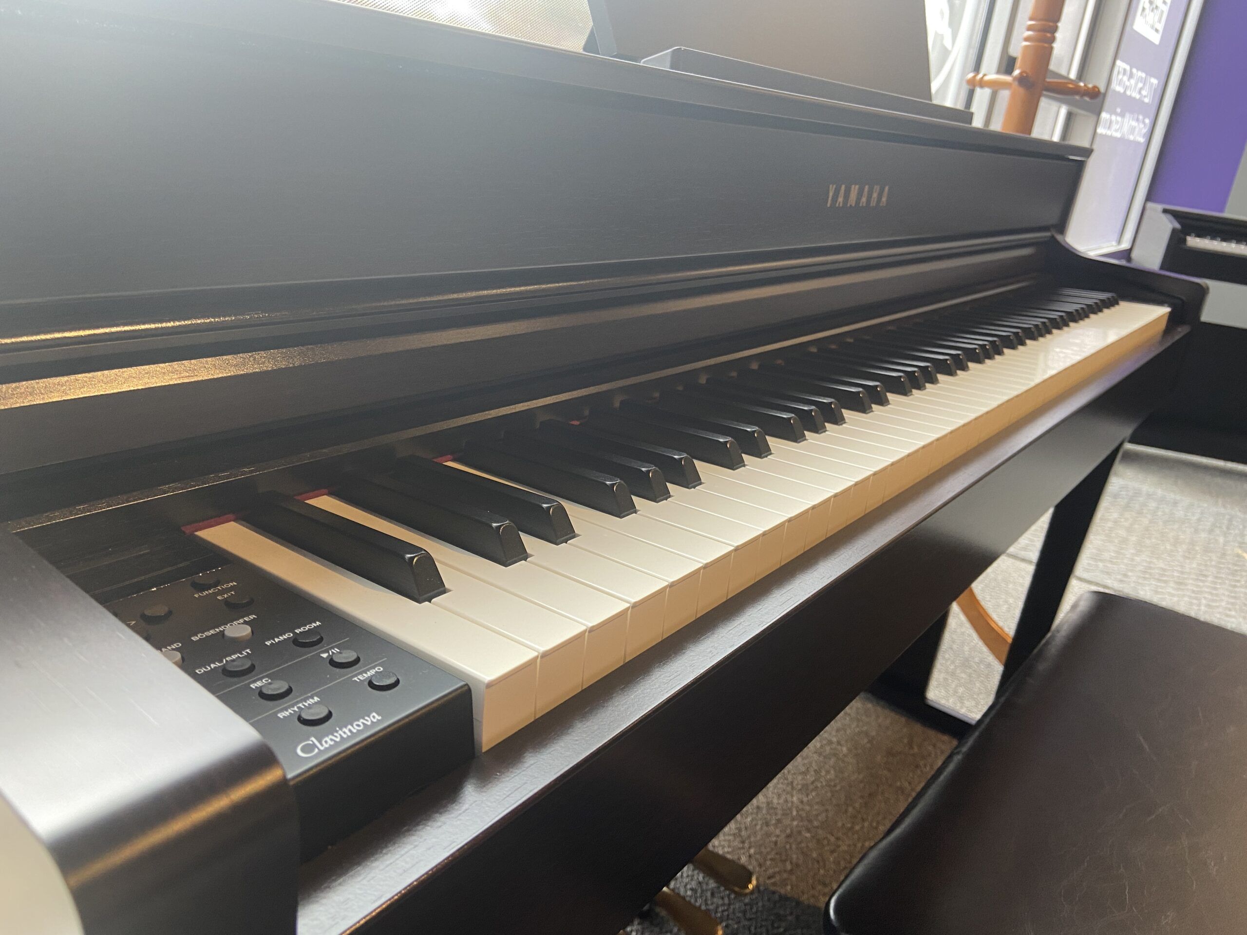 Yamaha CLP635R Clavinova digital piano USED - keys Yamaha CLP635R Clavinova digital piano USED - keys