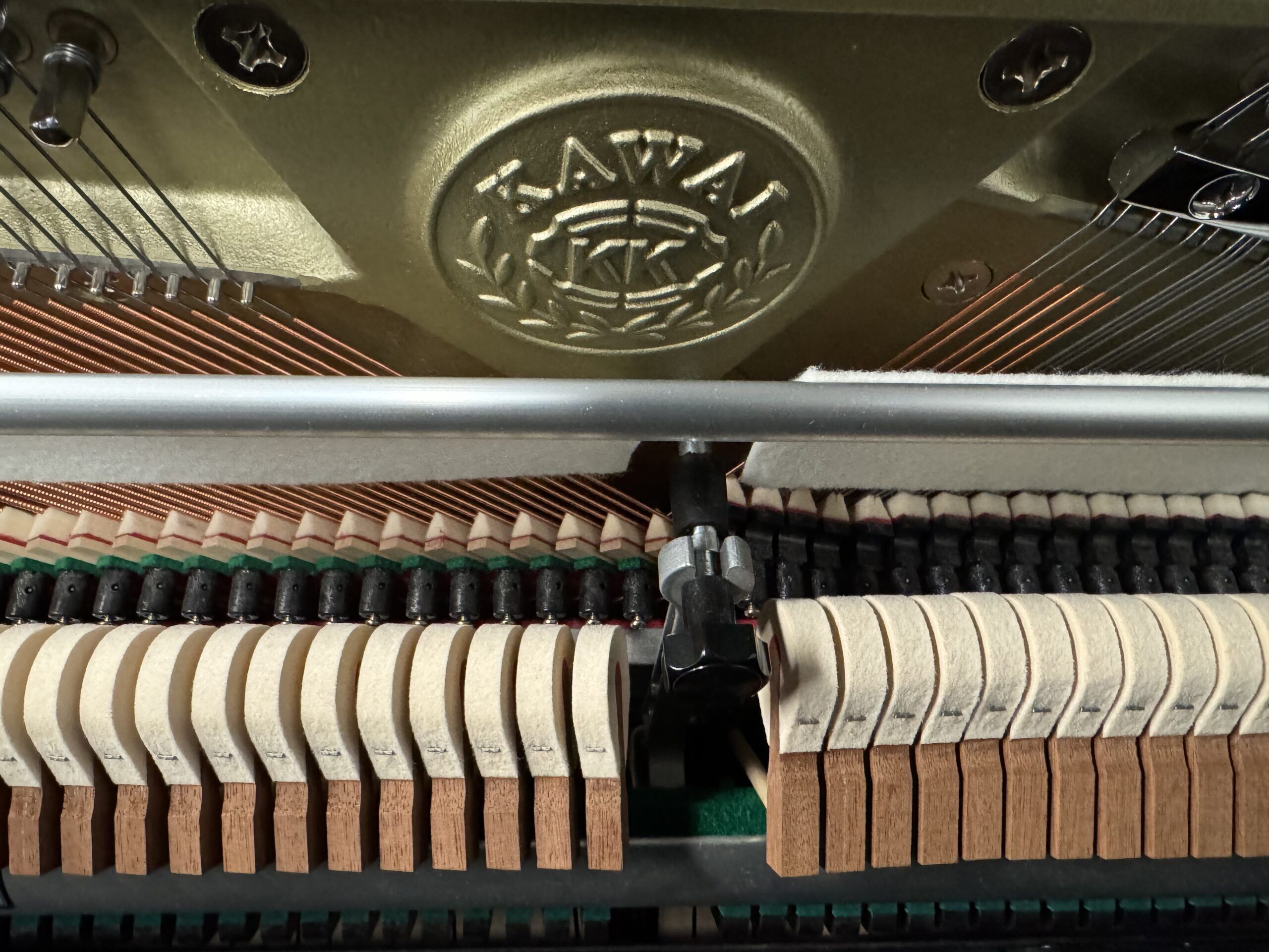Solich-Piano-Cleveland-Kawai-K200EP-Hammers