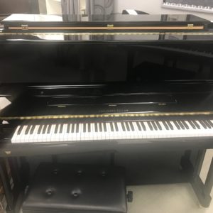 Seiler GS122T Upright Piano