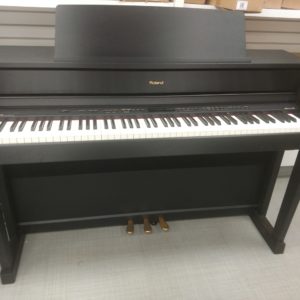 Roland HP507 Used Digital Upright Piano
