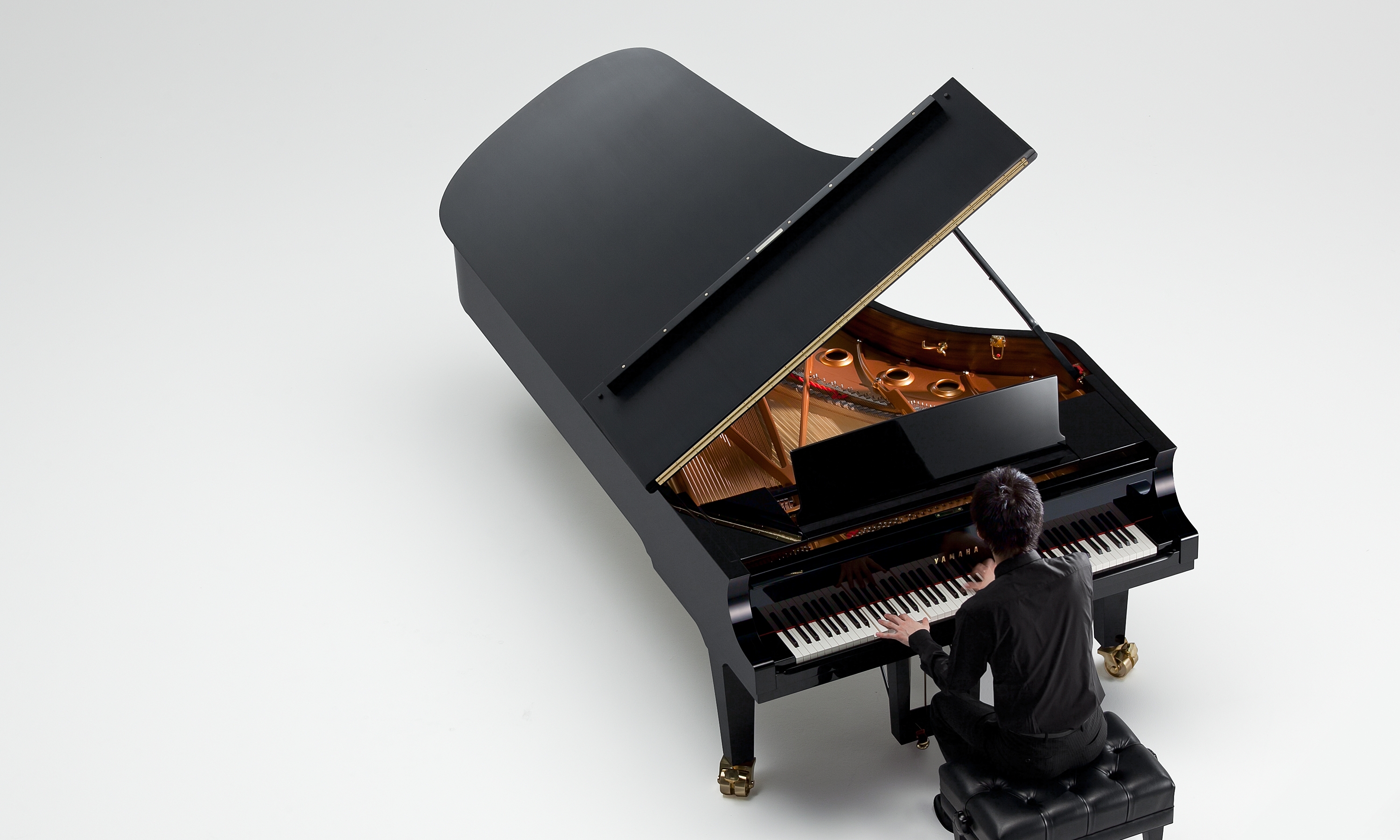 Yamaha CFX concert grand piano - Solich Piano
