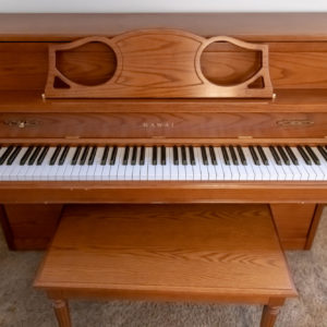 Kawai 706 upright console piano