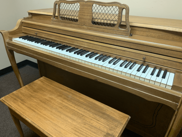 Used Upright Console Spinet Piano