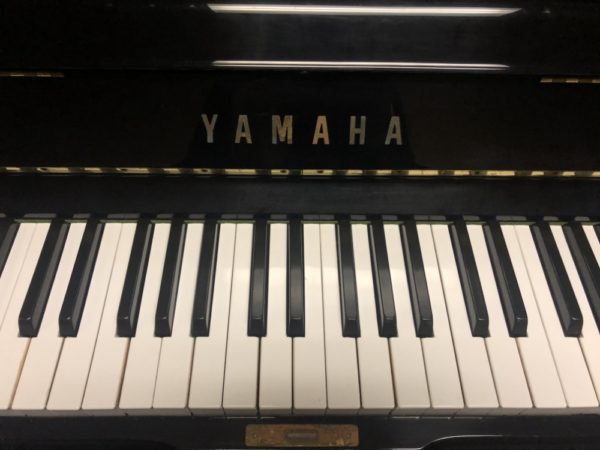 Yamaha 48_ Studio Black Polish 2218129 keyboard