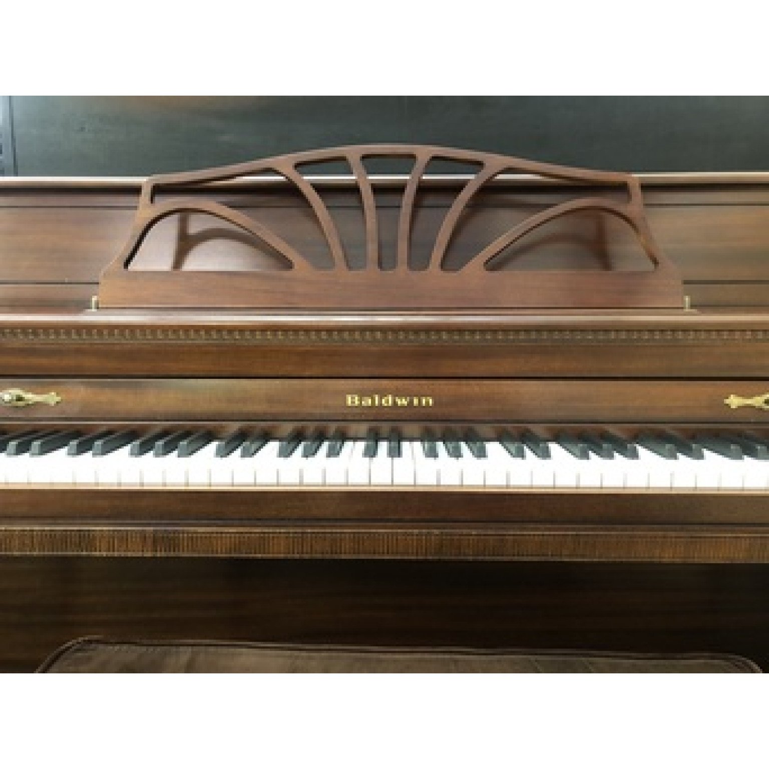 New / Used Baldwin Classic Console | Upright Pianos, Used Pianos