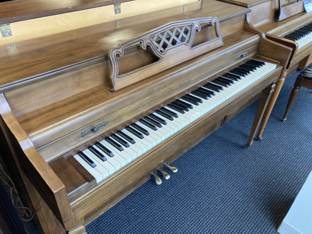 Kimball Spinet S02586 left angle view