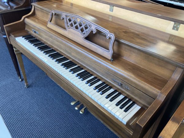 Kimball Spinet S02586 right angle view
