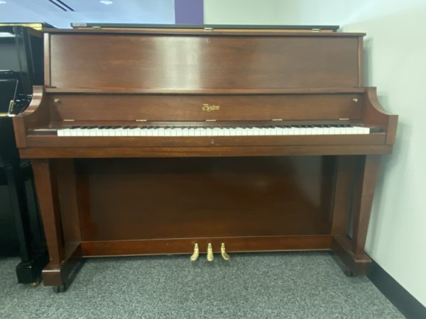 Used Piano Boston UP-118 front straight angle
