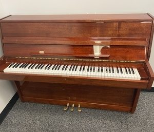 Used Piano Pearl River upright