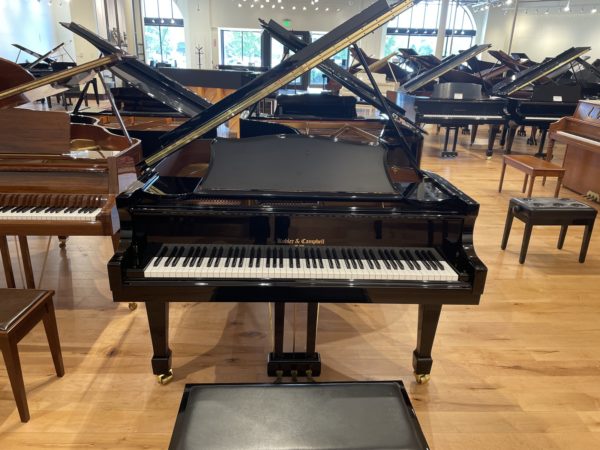 Kohler Campbell KIG-54 baby grand piano front view