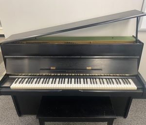 Used Yamaha M1A SE Upright Piano front top angle