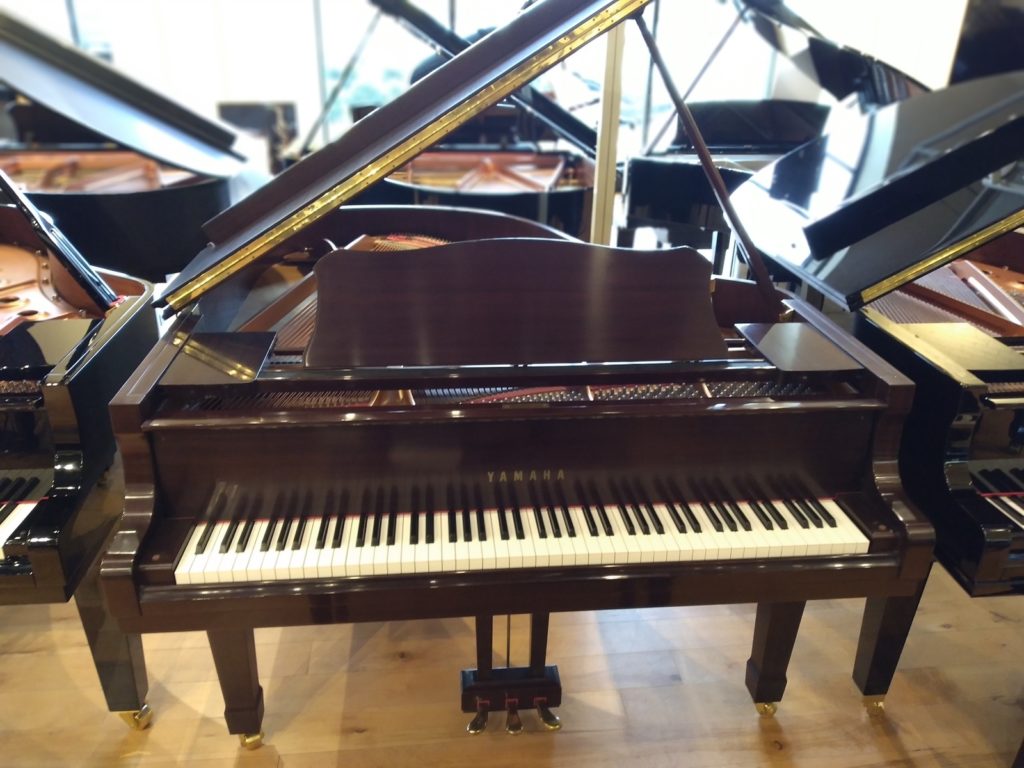Yamaha C2SM grand piano front view