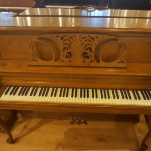 Baldwin 5057 upright piano