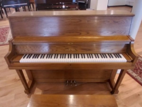 Yamaha upright piano oak