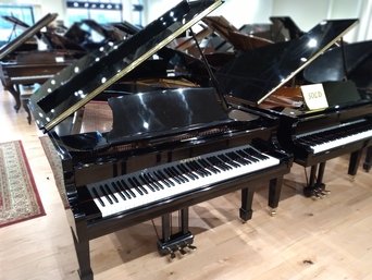 Schumann G-84 Grand Piano Left Side View