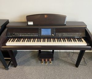Yamaha CVP407R Piano Front View