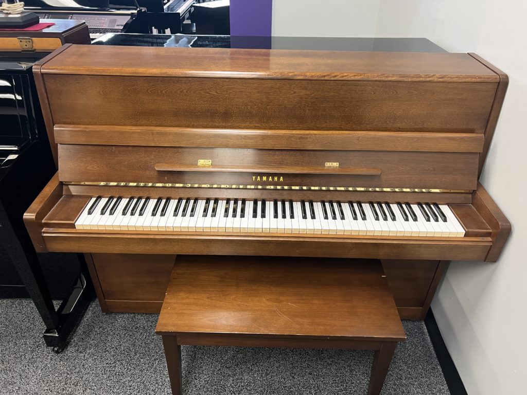 Yamaha M2 Studio Walnut