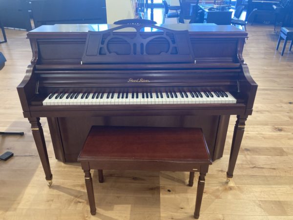 Pearl River UP110P5 CHY Piano Front View