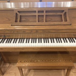 Yamaha M302 Oak Piano Front View