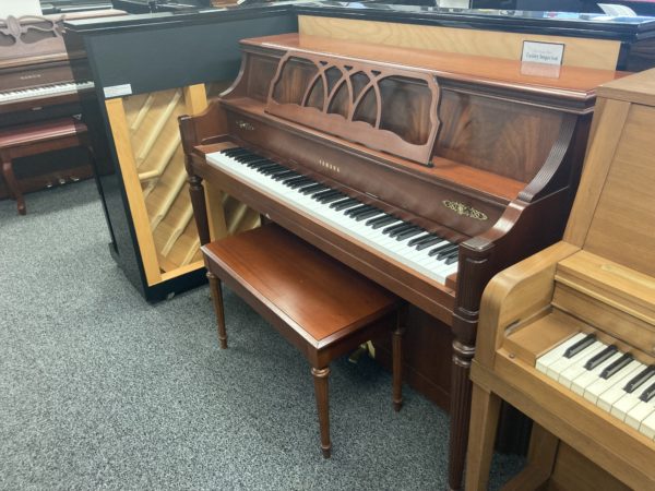 Yamaha M500G Piano Right Side View
