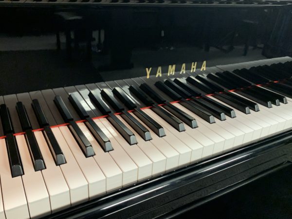 Yamaha G2 PE Piano Keys View