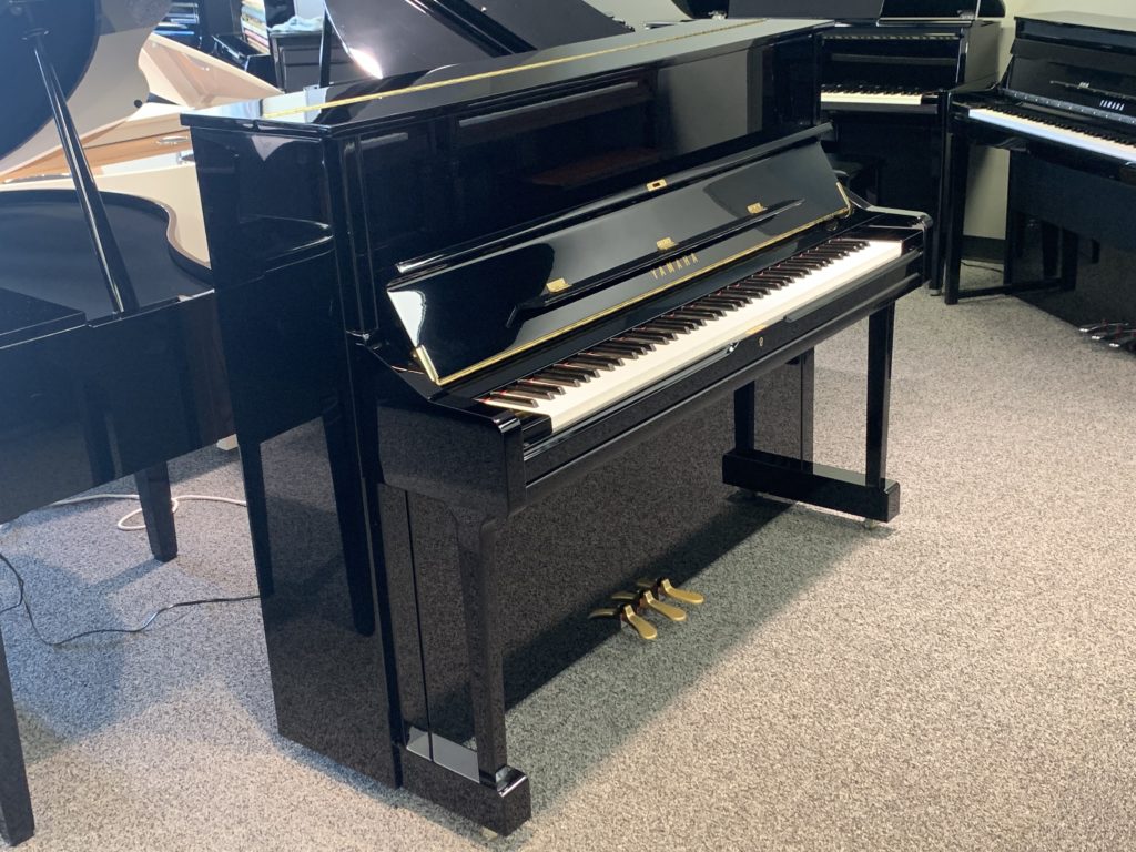 Yamaha U1 PE Piano Left Side View