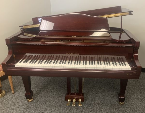 Samick SG-150C Piano Front View