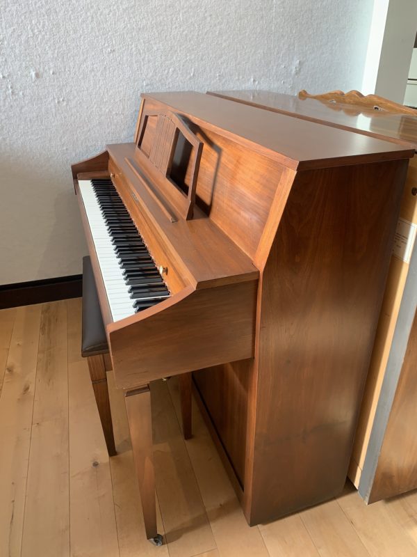 Baldwin Classic Consolette Piano Right Side View