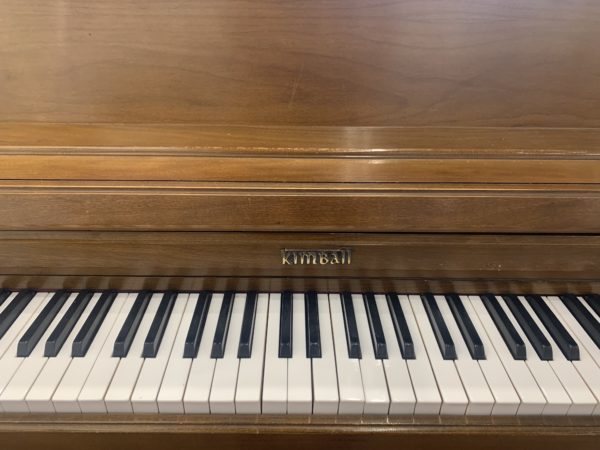 Kimball 4430 Piano Keys View