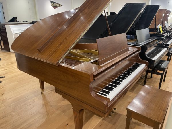 Howard No. 550 Piano Left Side View
