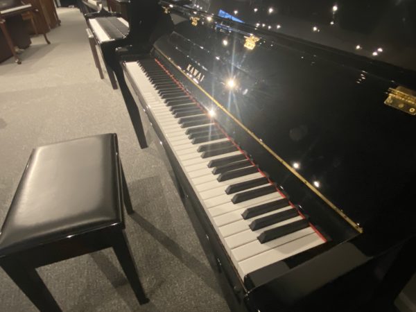 Kawai K-15E upright piano keys USED