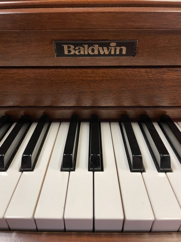 Baldwin 600 Piano Second Keys View