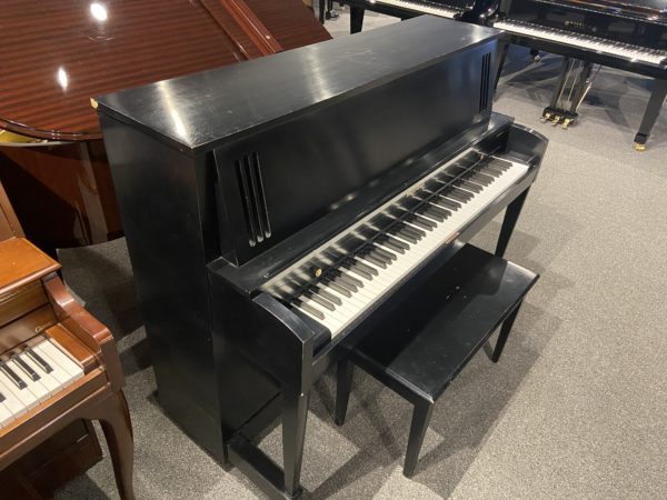 Baldwin 243HP upright piano USED left side view